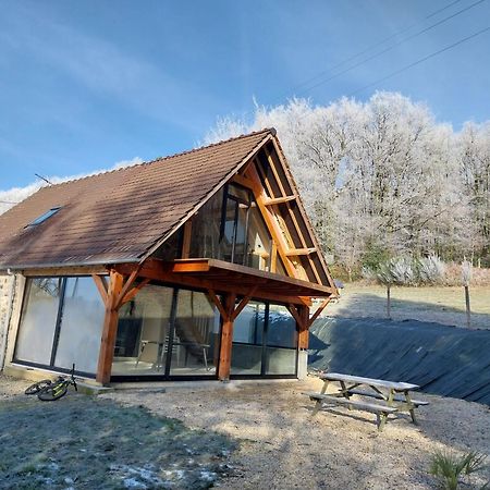 Gite En Lisiere De Foret Andaine Perrou Exterior foto